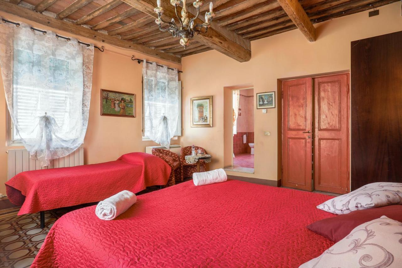 Pensión Antica Residenza Santa Chiara -city Center