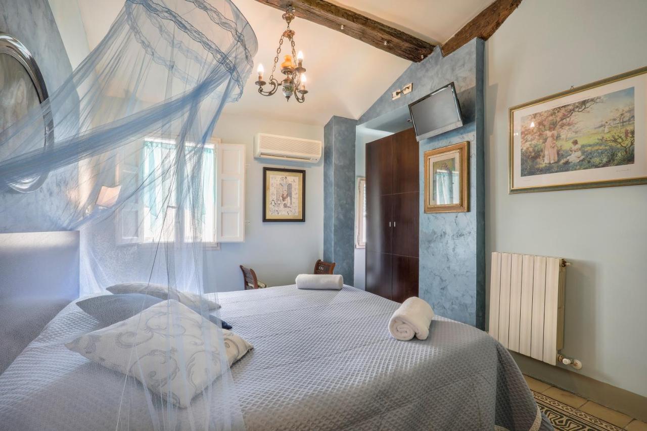 Antica Residenza Santa Chiara -city Center 3* Lucca