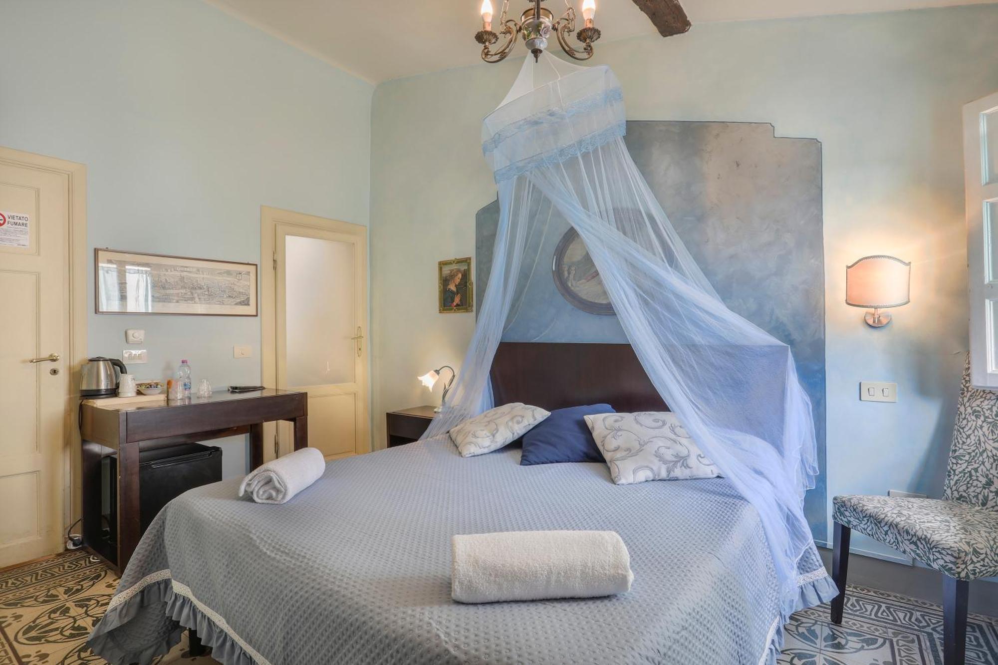 Antica Residenza Santa Chiara -city Center Pensión Lucca