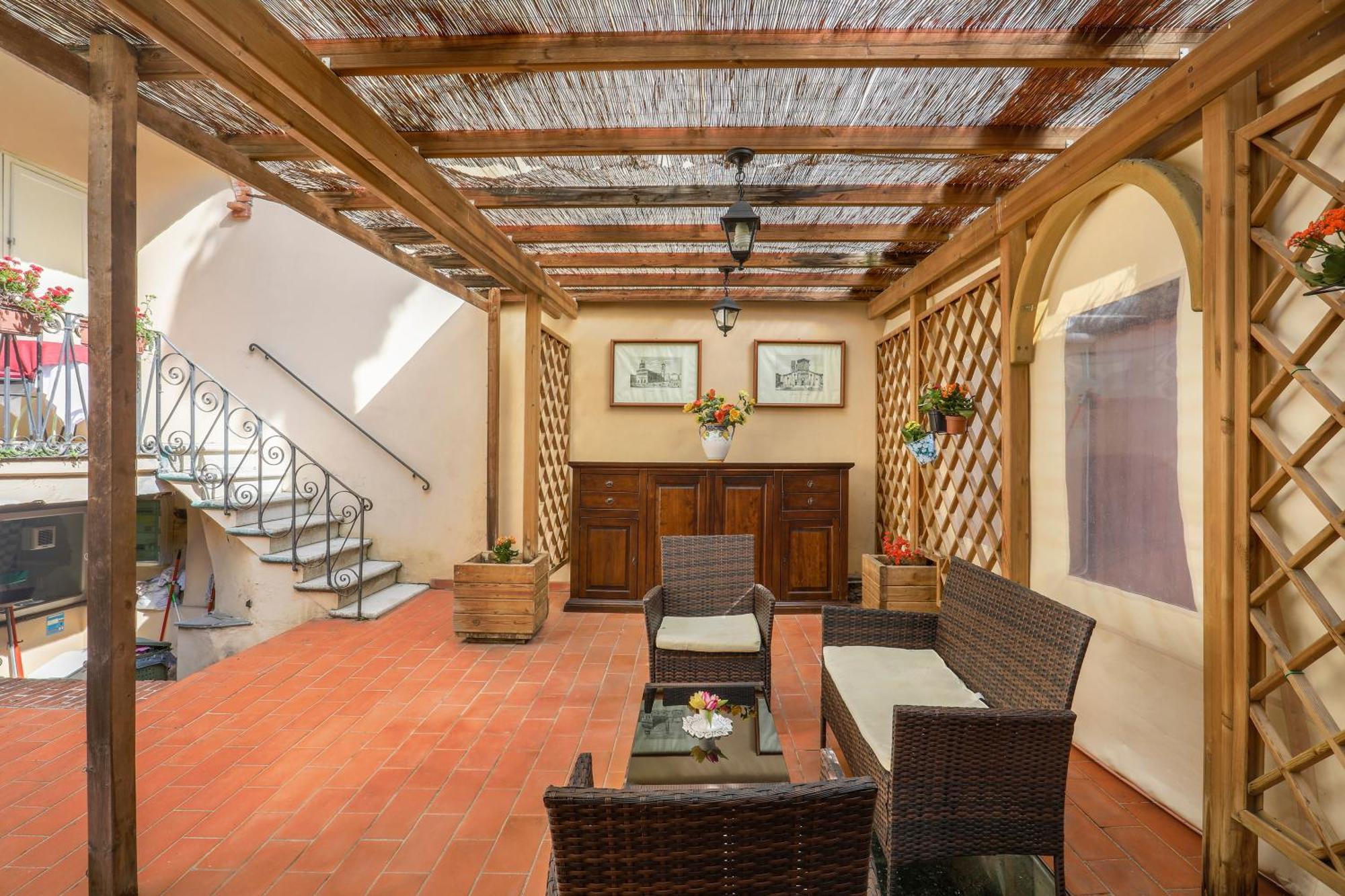 Gasthof Antica Residenza Santa Chiara -city Center Lucca